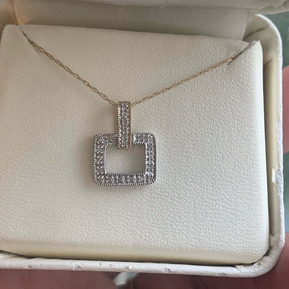 14kt Gold Square Diamond Pendant Necklace - Picture 2 of 7